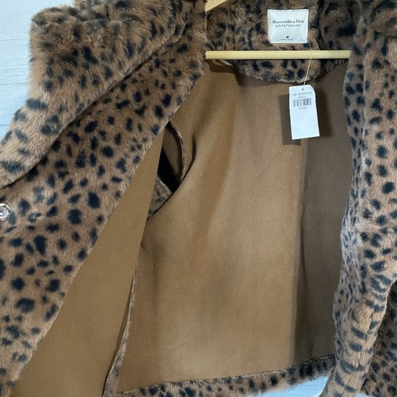 NWT Abercrombie & Fitch Soft Collection Faux Fur Leopard  Coat size medium - Picture 5 of 6